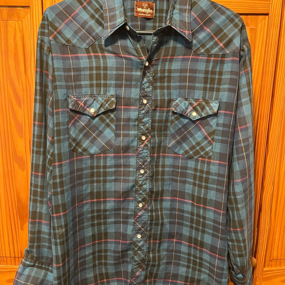 VINTAGE Wrangler Blue Plaid Long Sleeve Pearl Snap Shirt Size XL